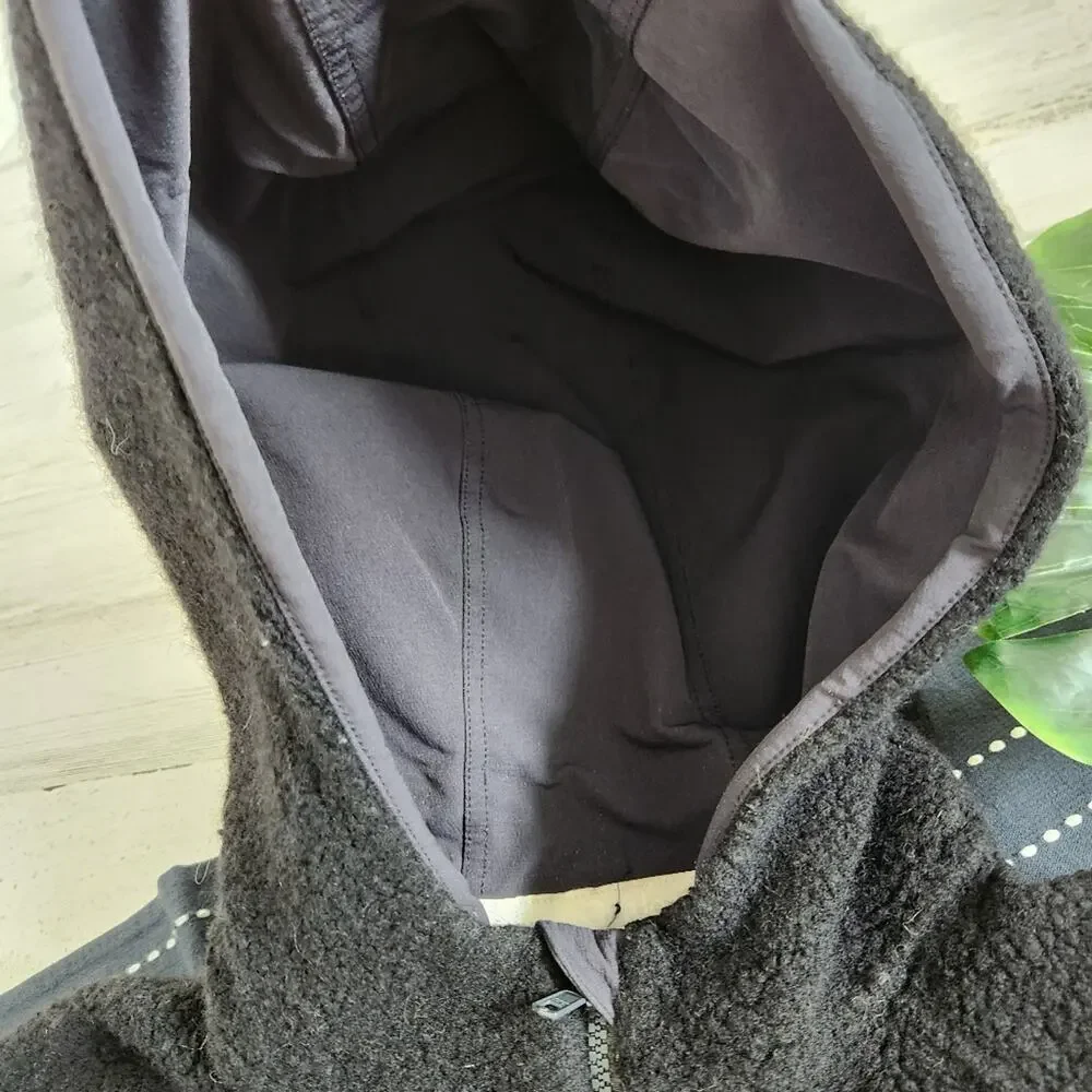 Outdoor Voices Megafleece 1/2 Zip Hoodie Wool Blend Black Size XL
